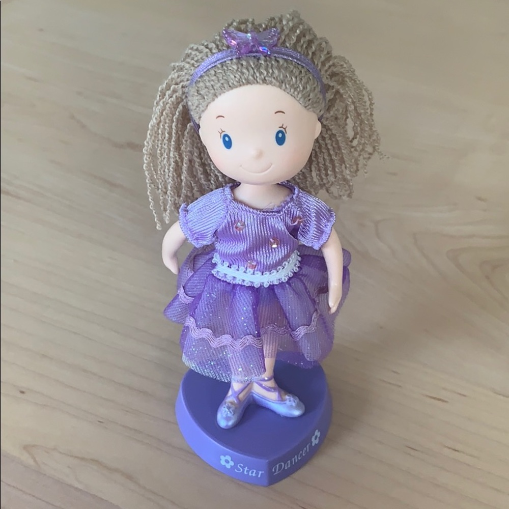 Spring Recital ballet dancer bobble head figure